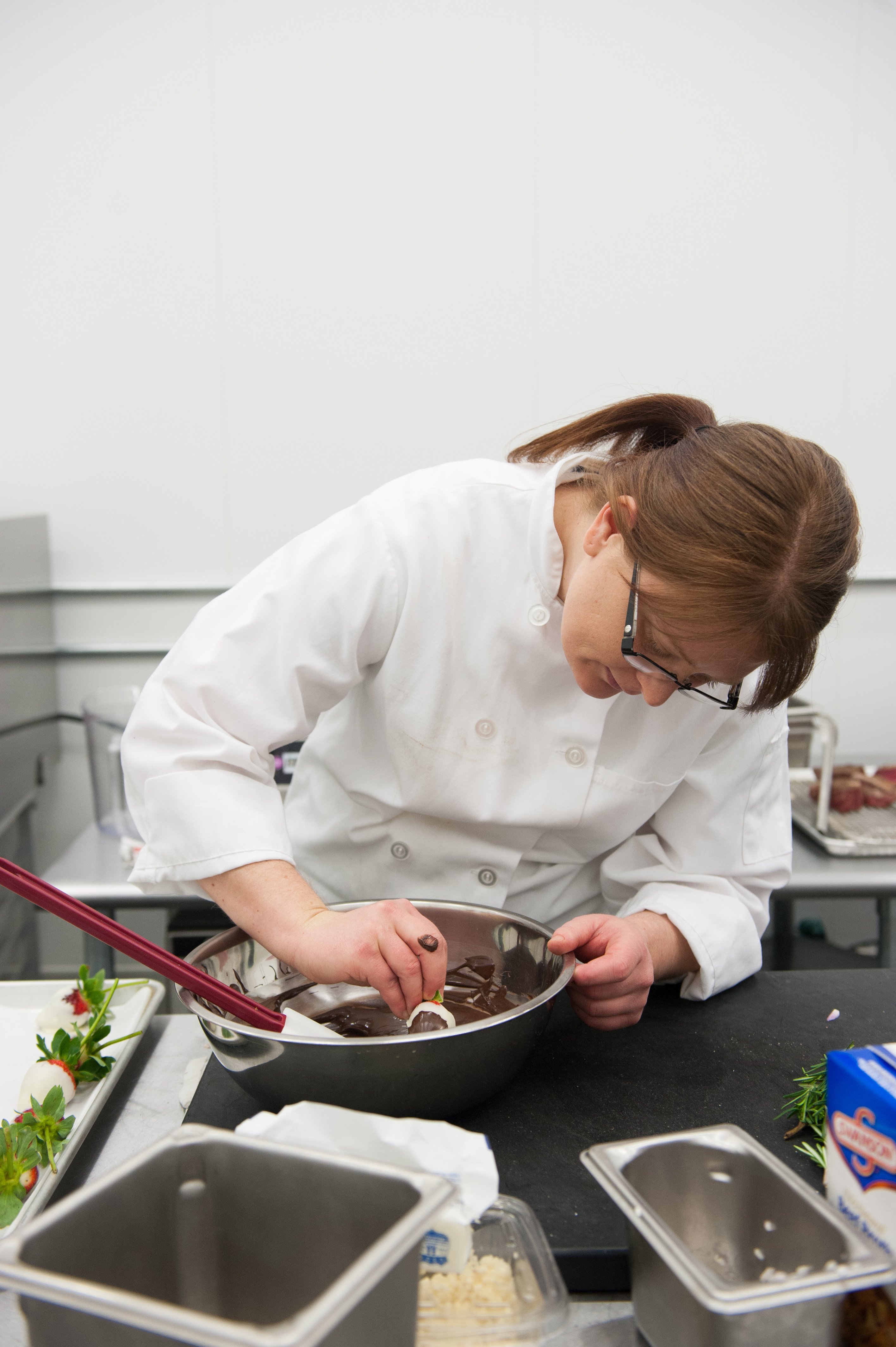 Valentine's Day Chocolate Dipped Strawberries Valentine's Day Chocolate Dipped Strawberries