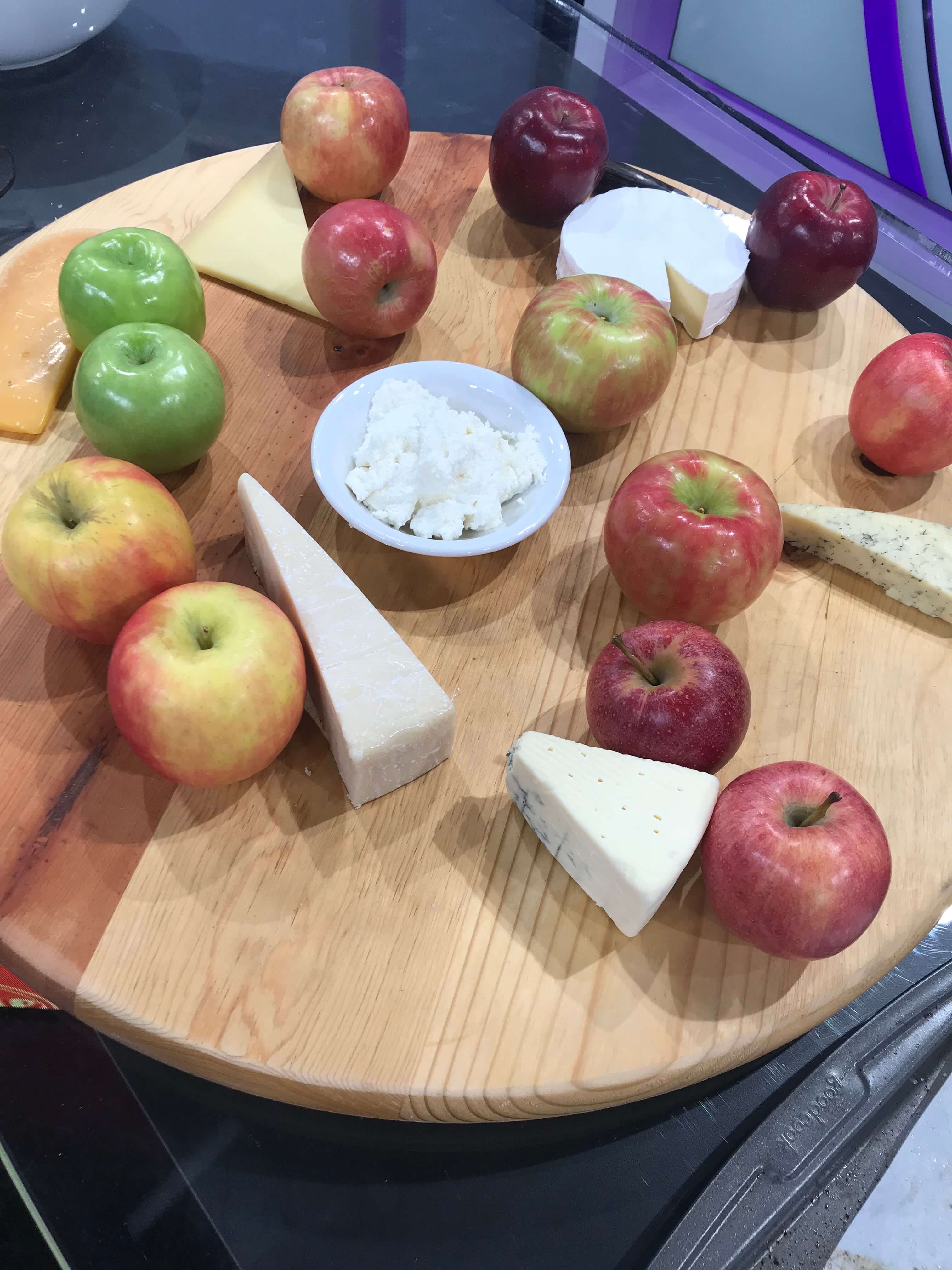 Apple and Cheese Pairings Apple and Cheese Pairings