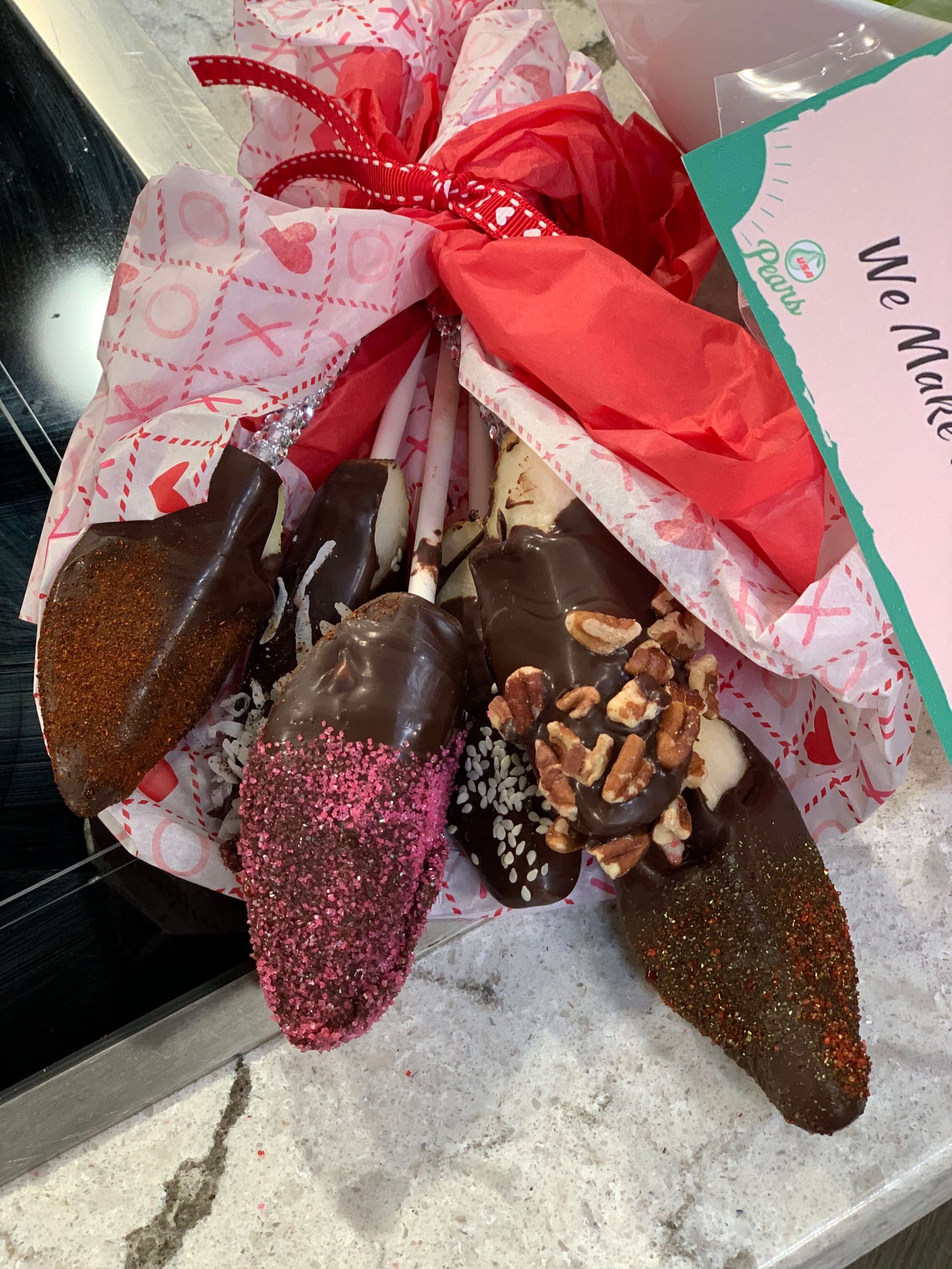 Chocolate-Dipped Pear Bouquet Chocolate-Dipped Pear Bouquet