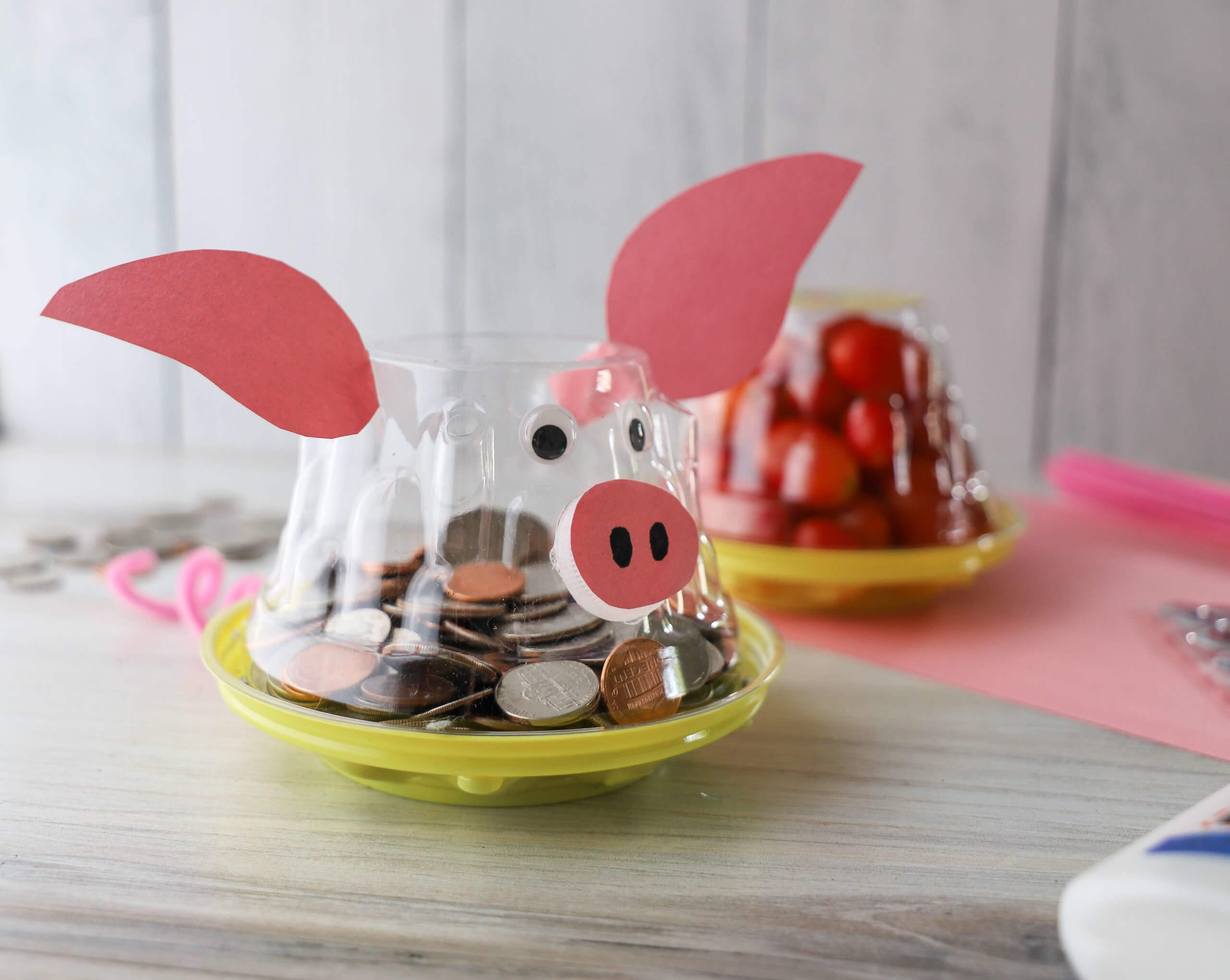Summer Craft Ideas Using NatureSweet Tomato Containers: Piggy Bank DIY Summer Craft Ideas Using NatureSweet Tomato Containers: Piggy Bank DIY