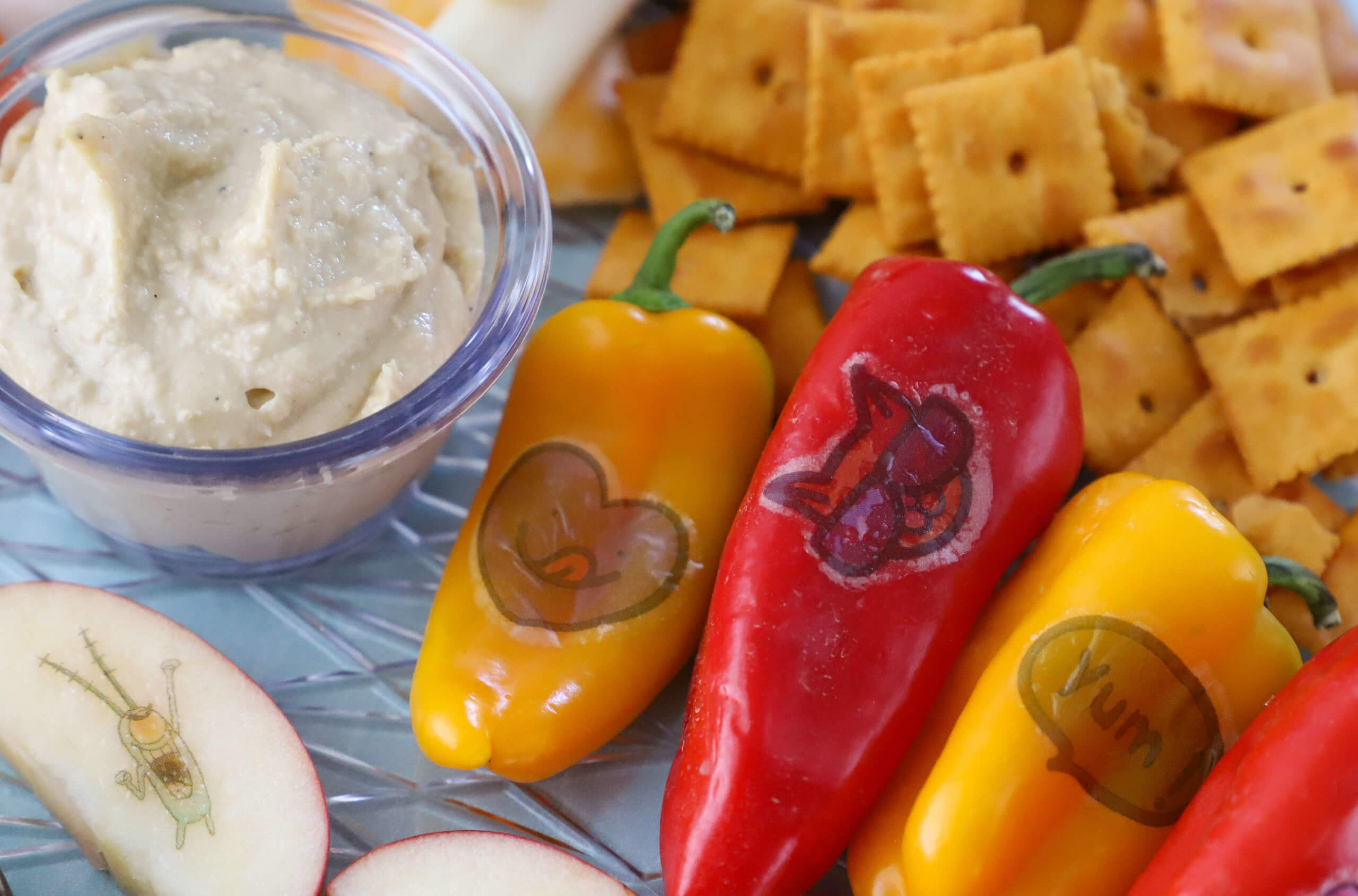 StickyLickits Poolside Snack Tray StickyLickits Poolside Snack Tray
