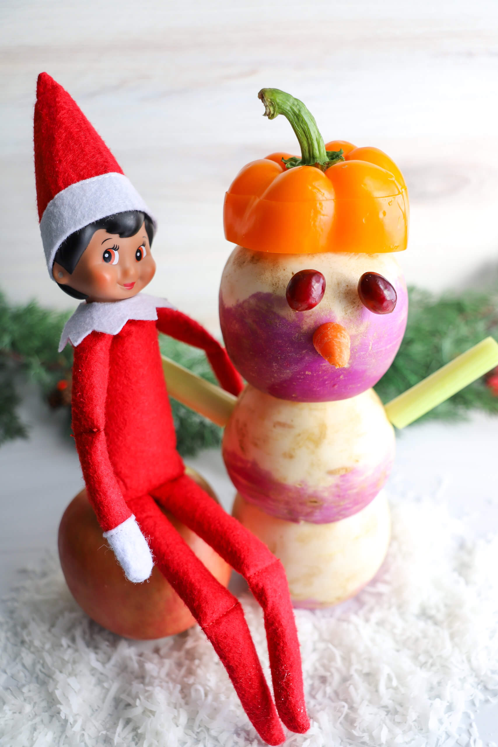 Easy Elf on the Shelf Ideas: make a snowman Easy Elf on the Shelf Ideas: make a snowman