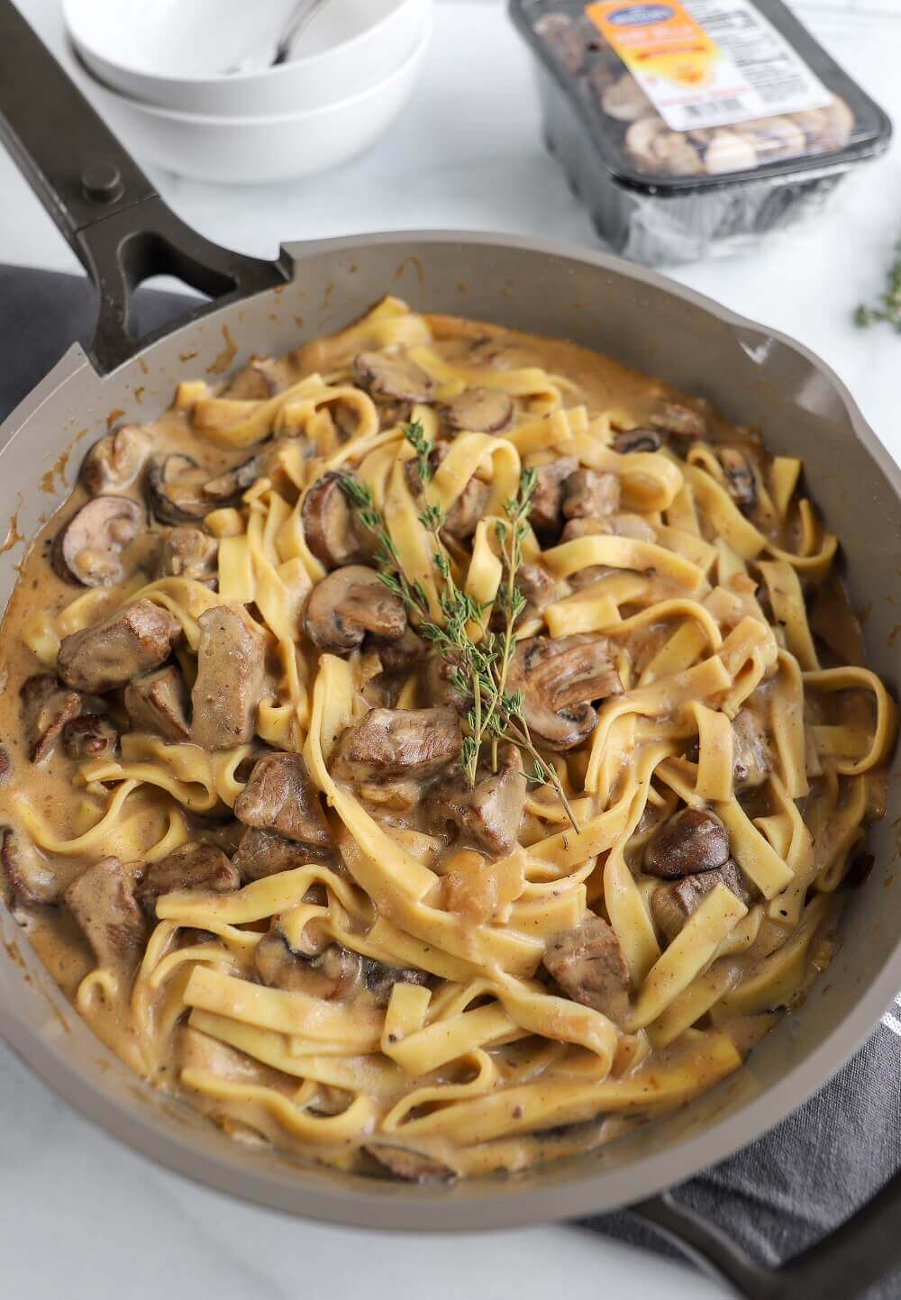Easy-to-make Mushroom and Beef Stroganoff Easy-to-make Mushroom and Beef Stroganoff