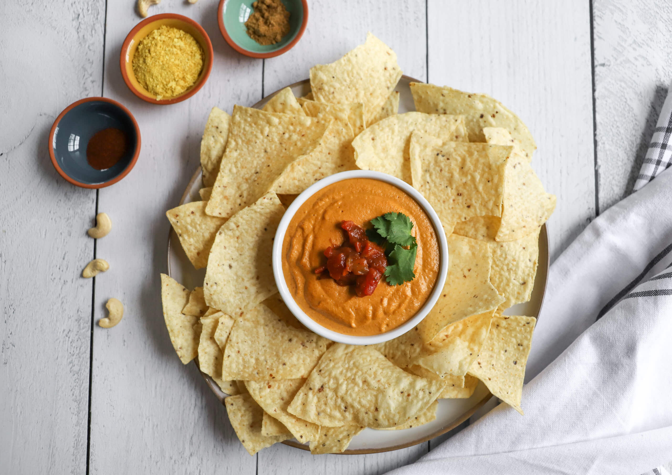 5-Minute Vegan Queso Dip