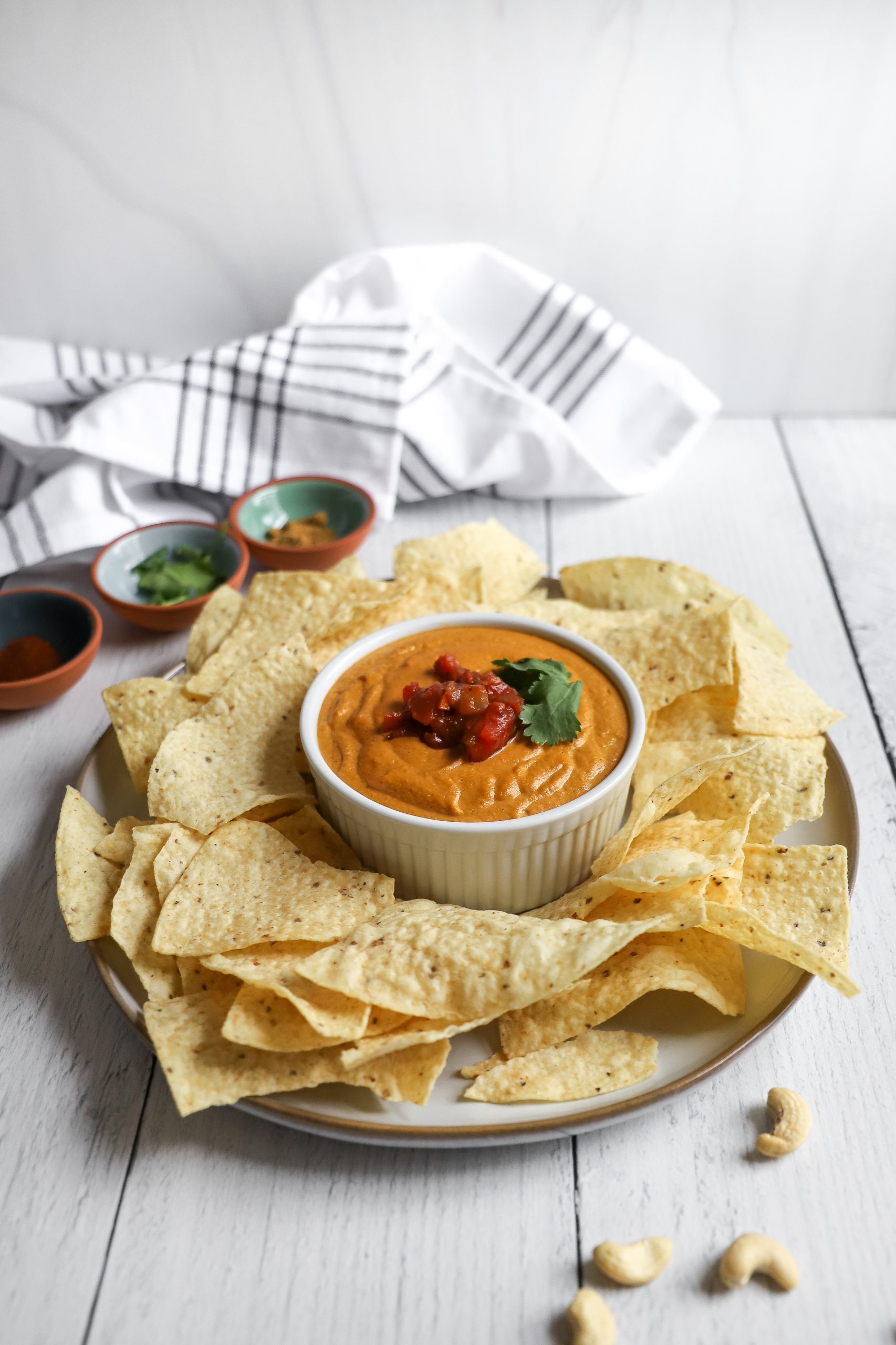 5-Minute Vegan Queso Dip