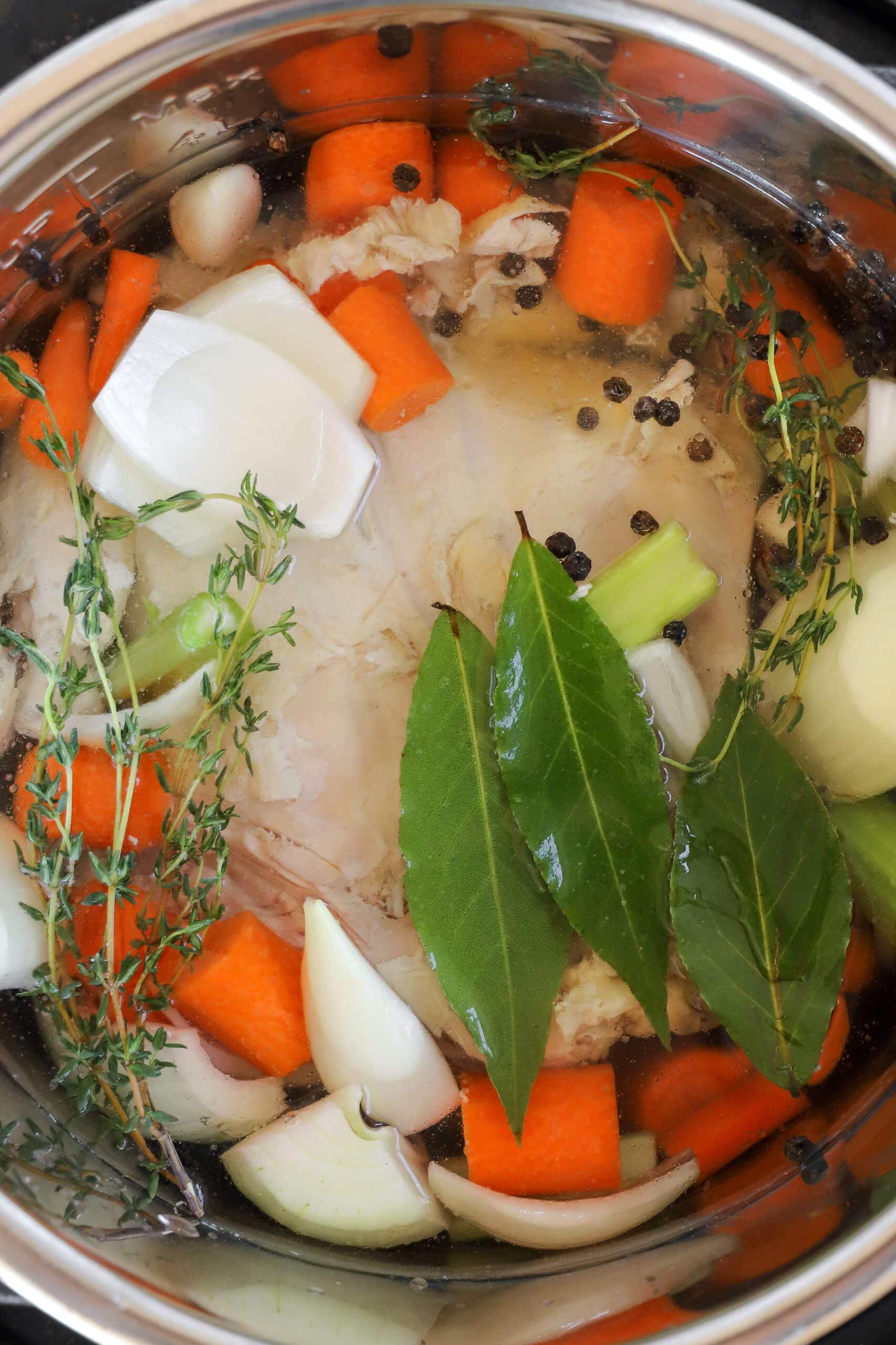 Instant Pot Chicken Stock