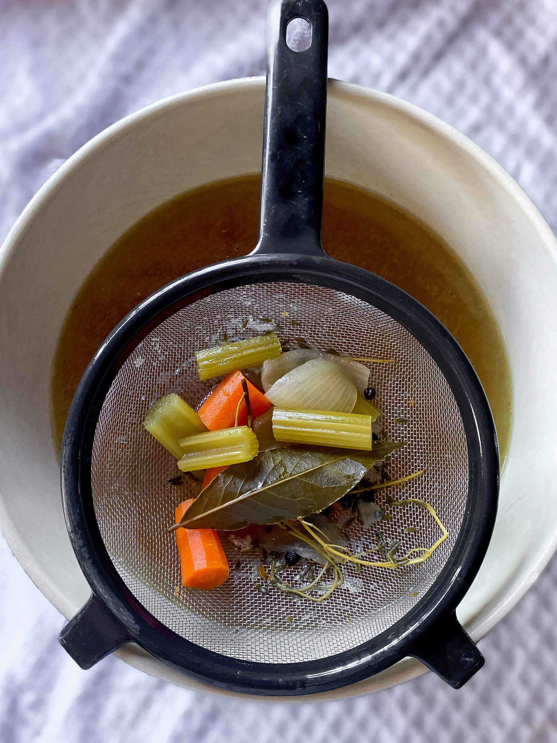 How to make chicken stock How to make chicken stock