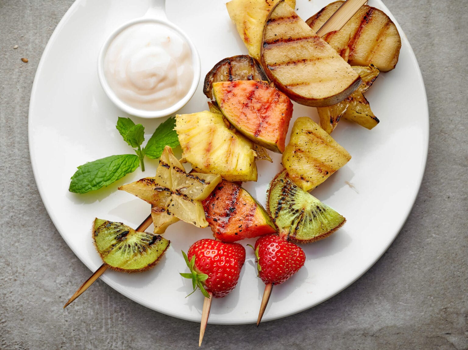 Grilled Fruit Kabobs and fruit grilling tips Grilled Fruit Kabobs and fruit grilling tips