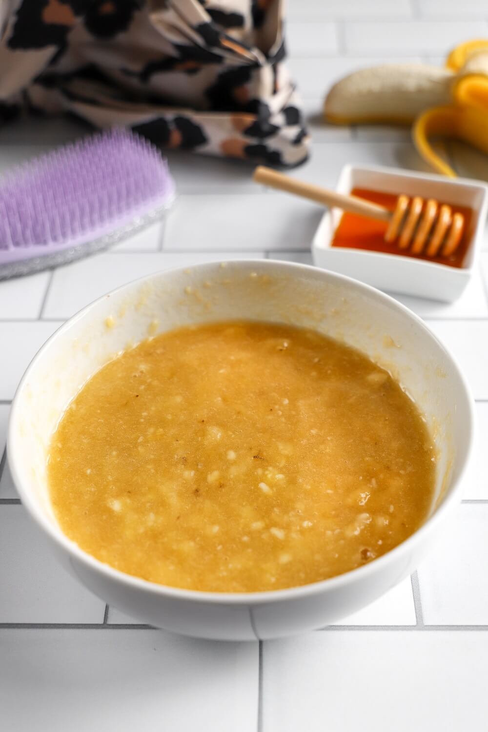 Make a creamy hair mask with bananas Make a creamy hair mask with bananas