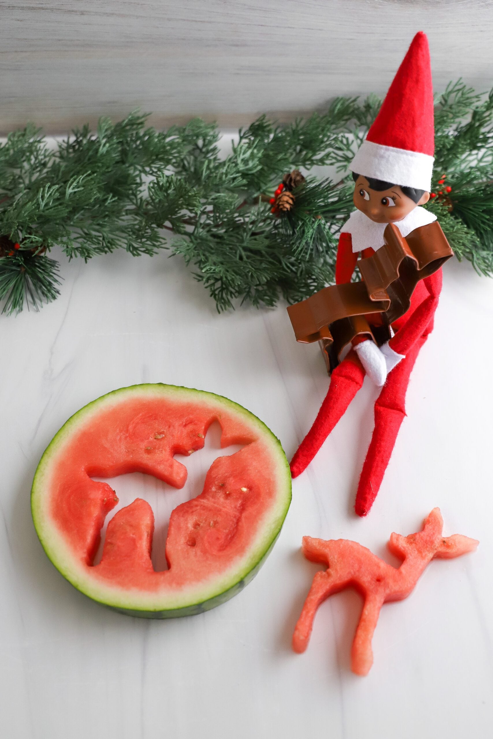 Easy Elf on the Shelf Idea