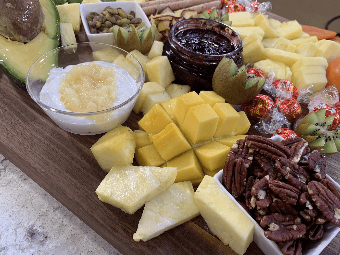 Celebrating the holidays with yummy tropical fruit Celebrating the holidays with yummy tropical fruit