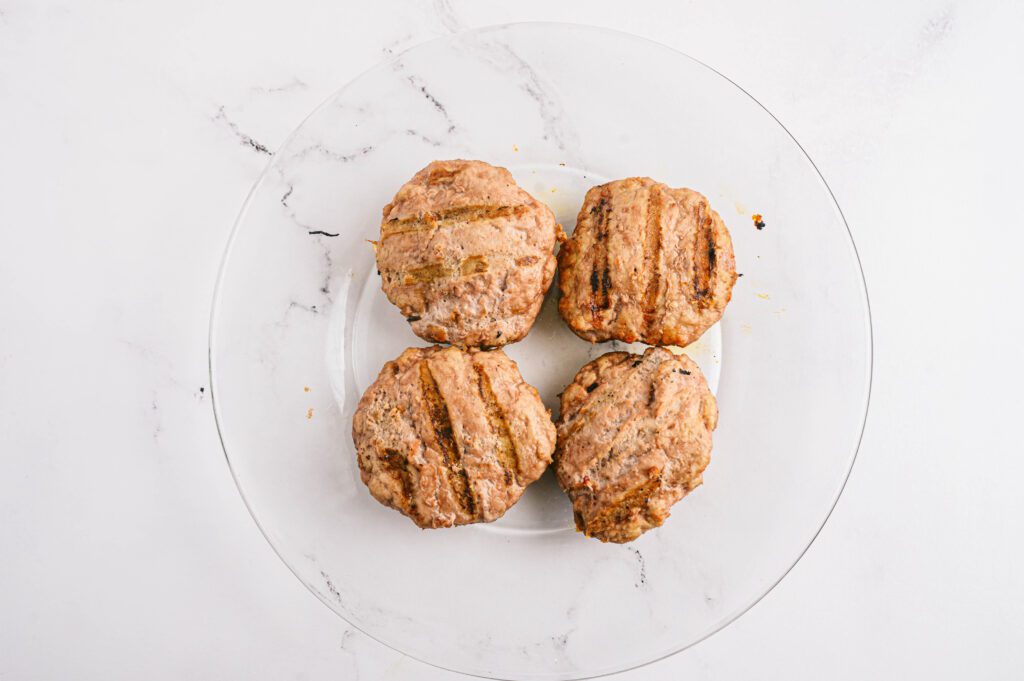 Grilled Turkey Burgers for Low Carb Cheeseburger Salad Grilled Turkey Burgers for Low Carb Cheeseburger Salad