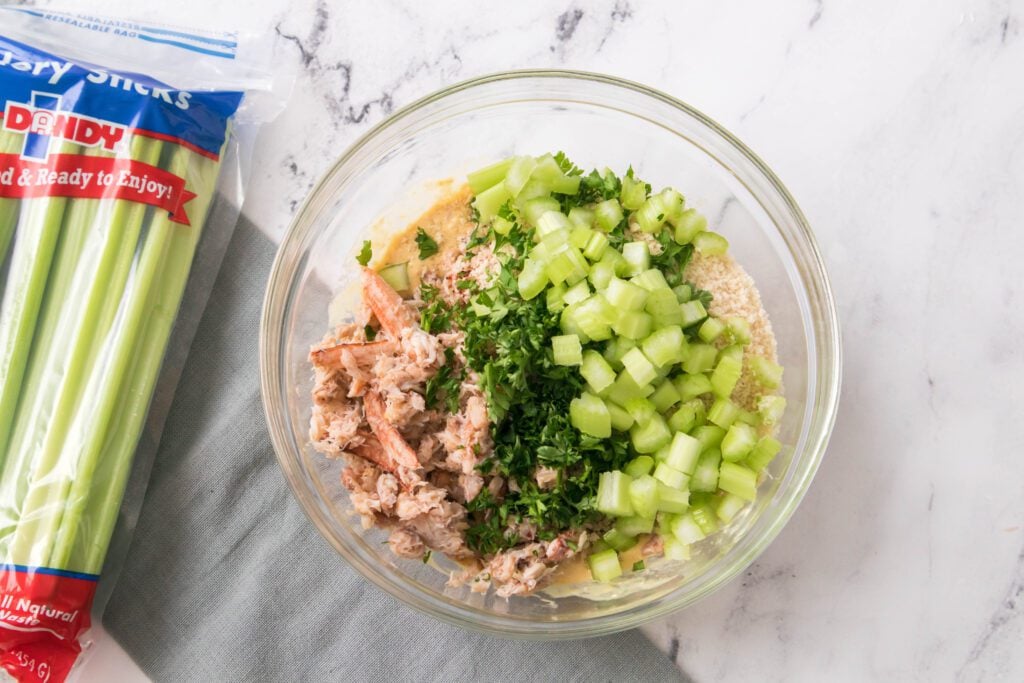 All the ingredients in a bowl prior to make the patties
