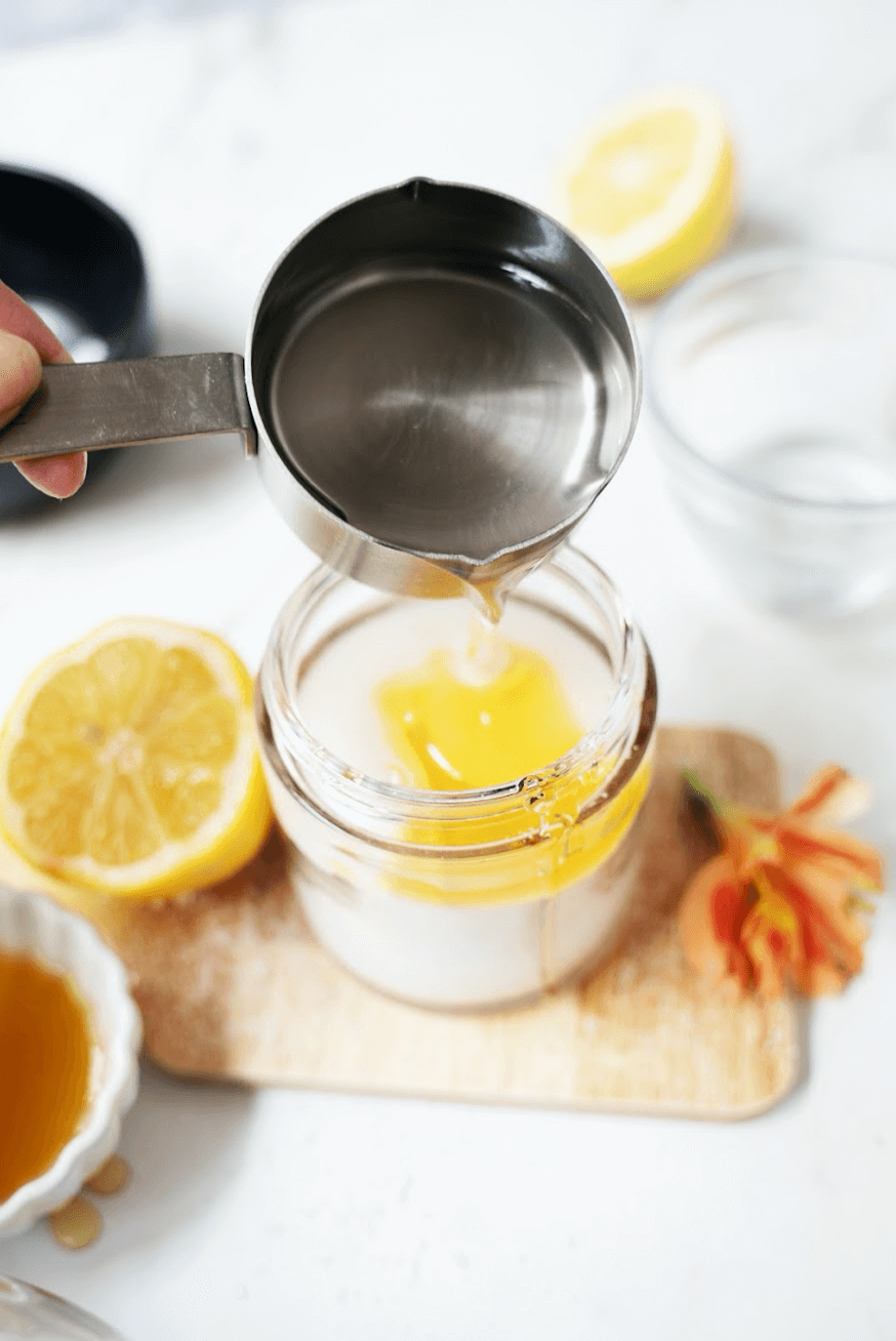 Coconut oil to mixture