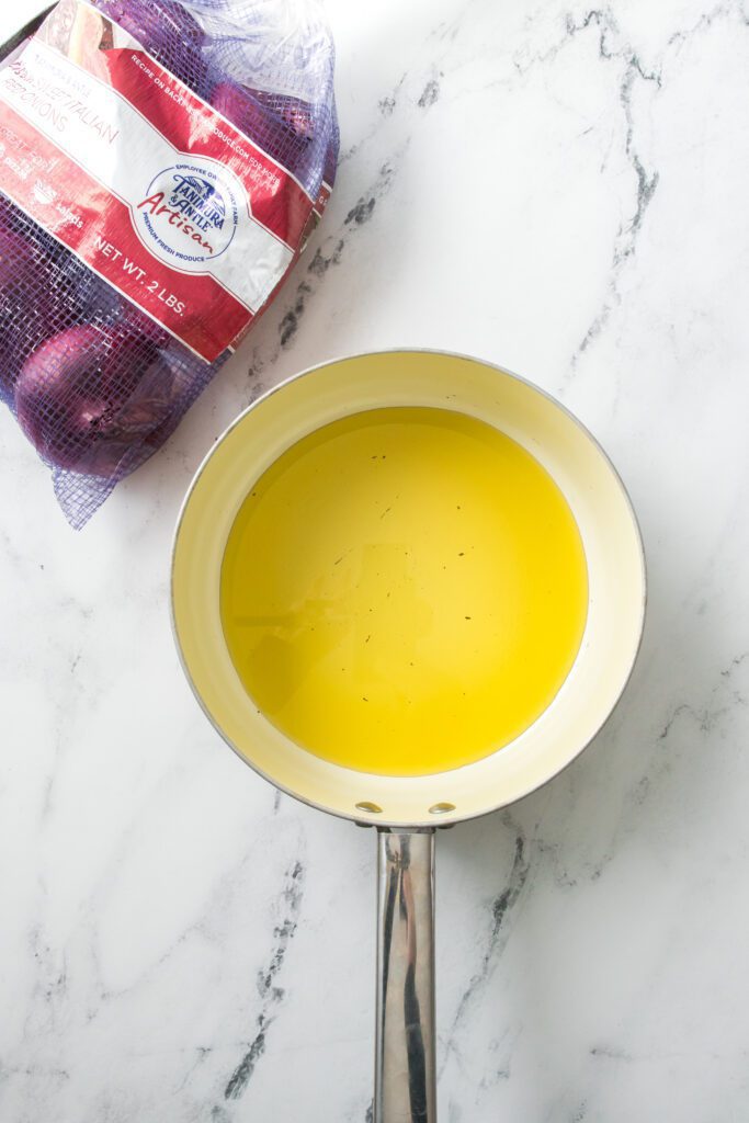 olive oil in saucepan