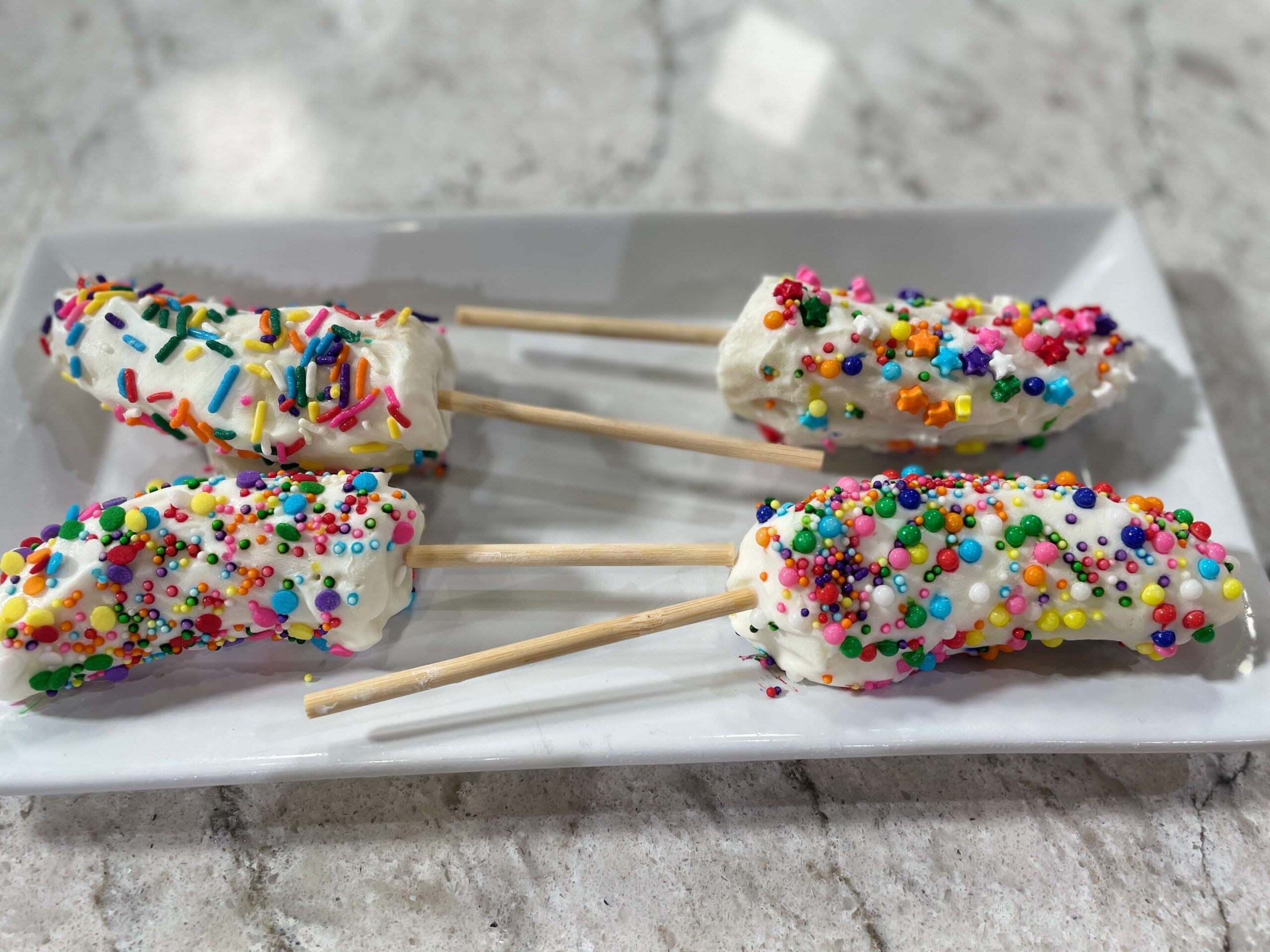 frozen banana yogurt pops
