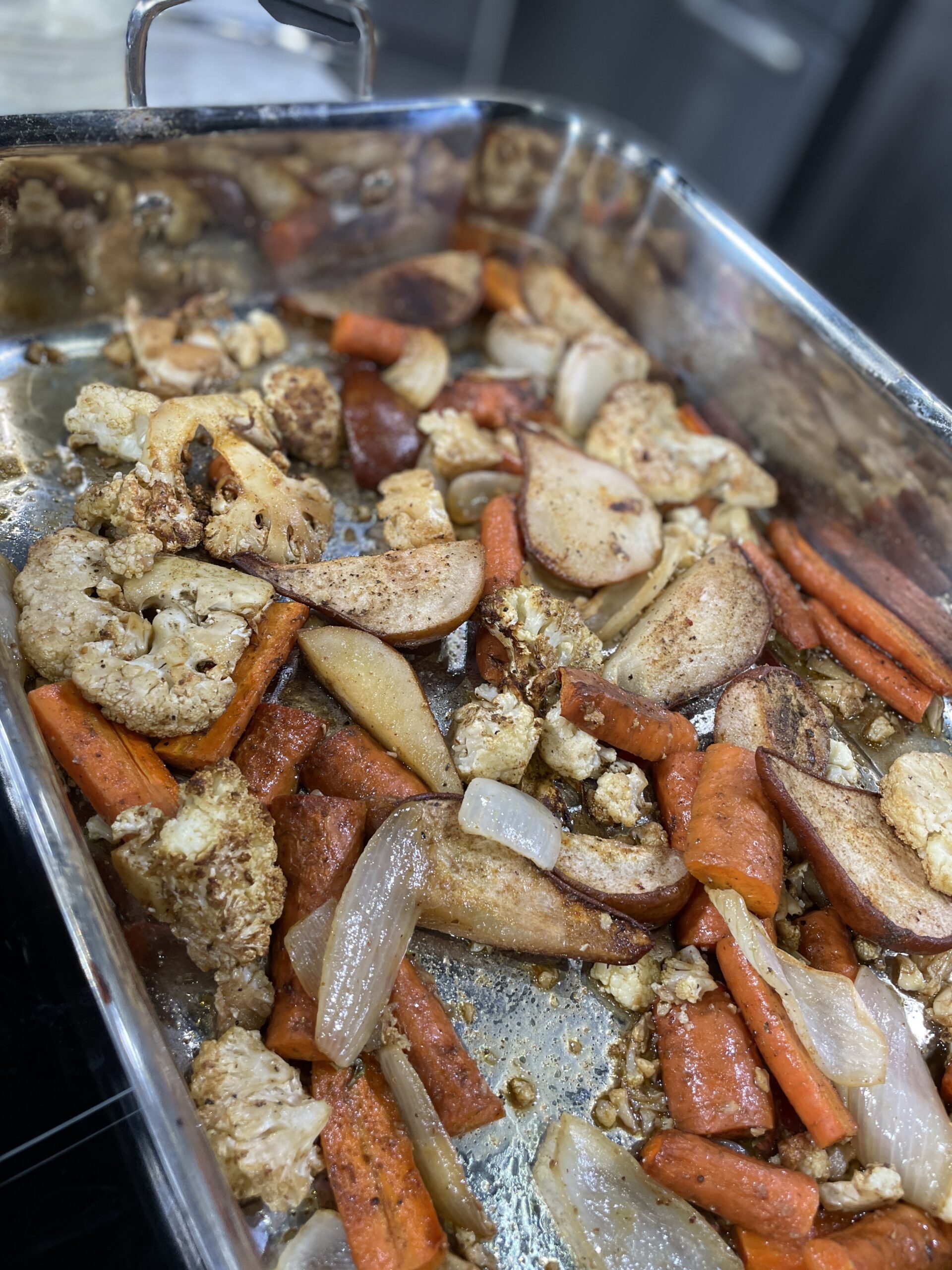 Roasted vegetables for plant-based gravy Roasted vegetables for plant-based gravy