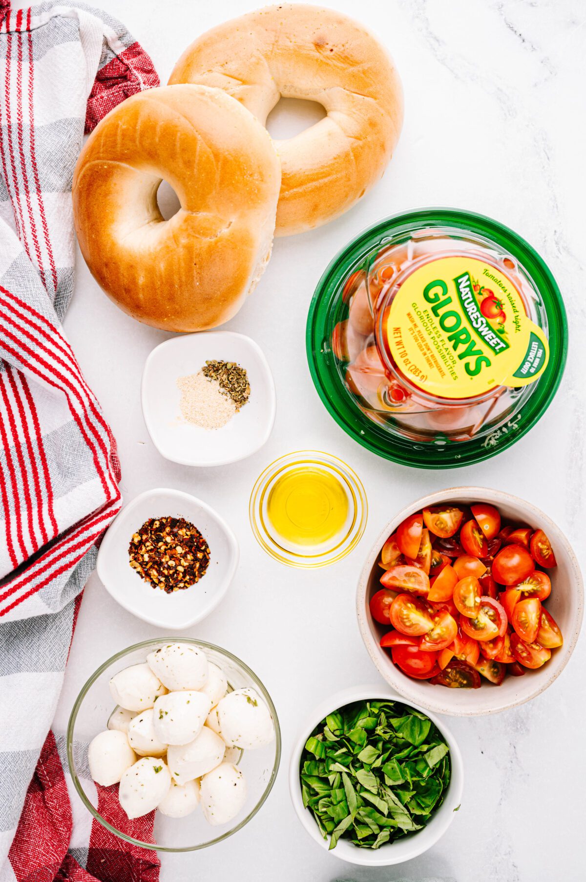 Ingredients needed to make Margherita Pizza Balls