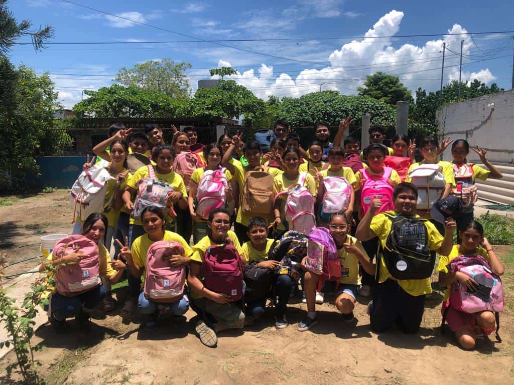 Project Amigo recipients and community leaders