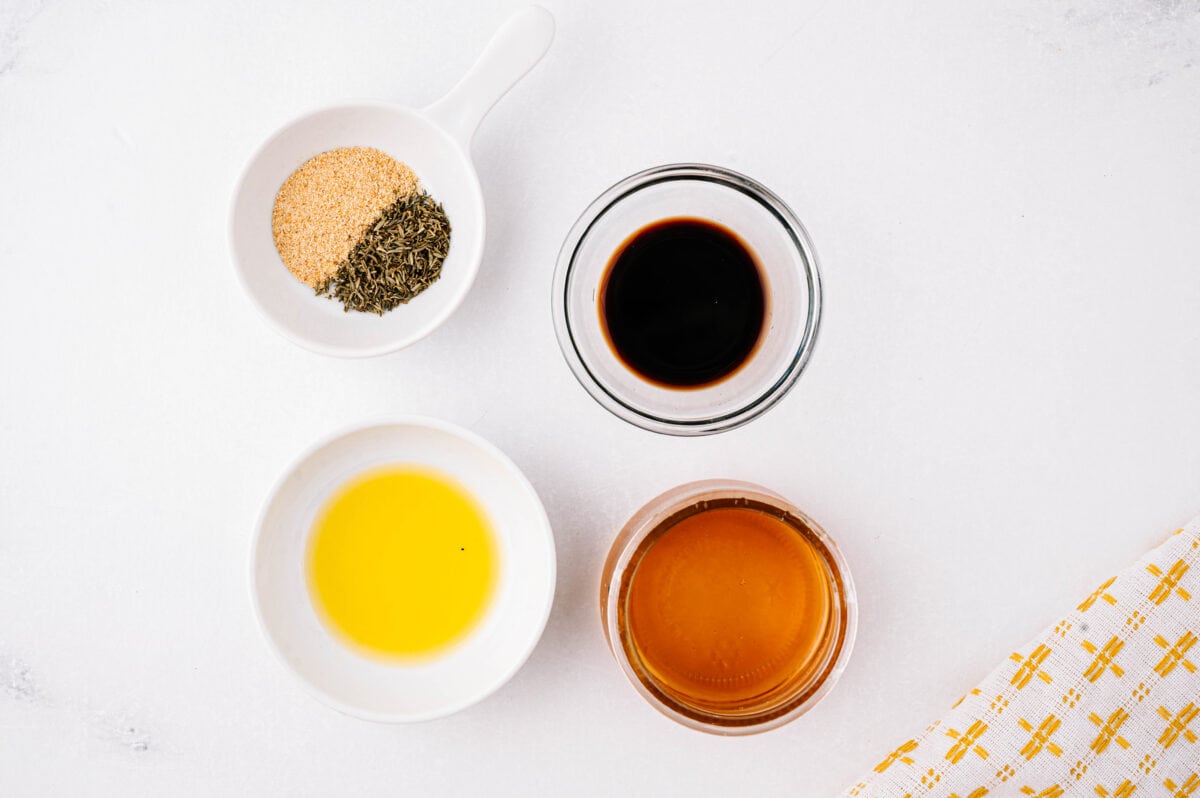 ingredients for balsamic dressing