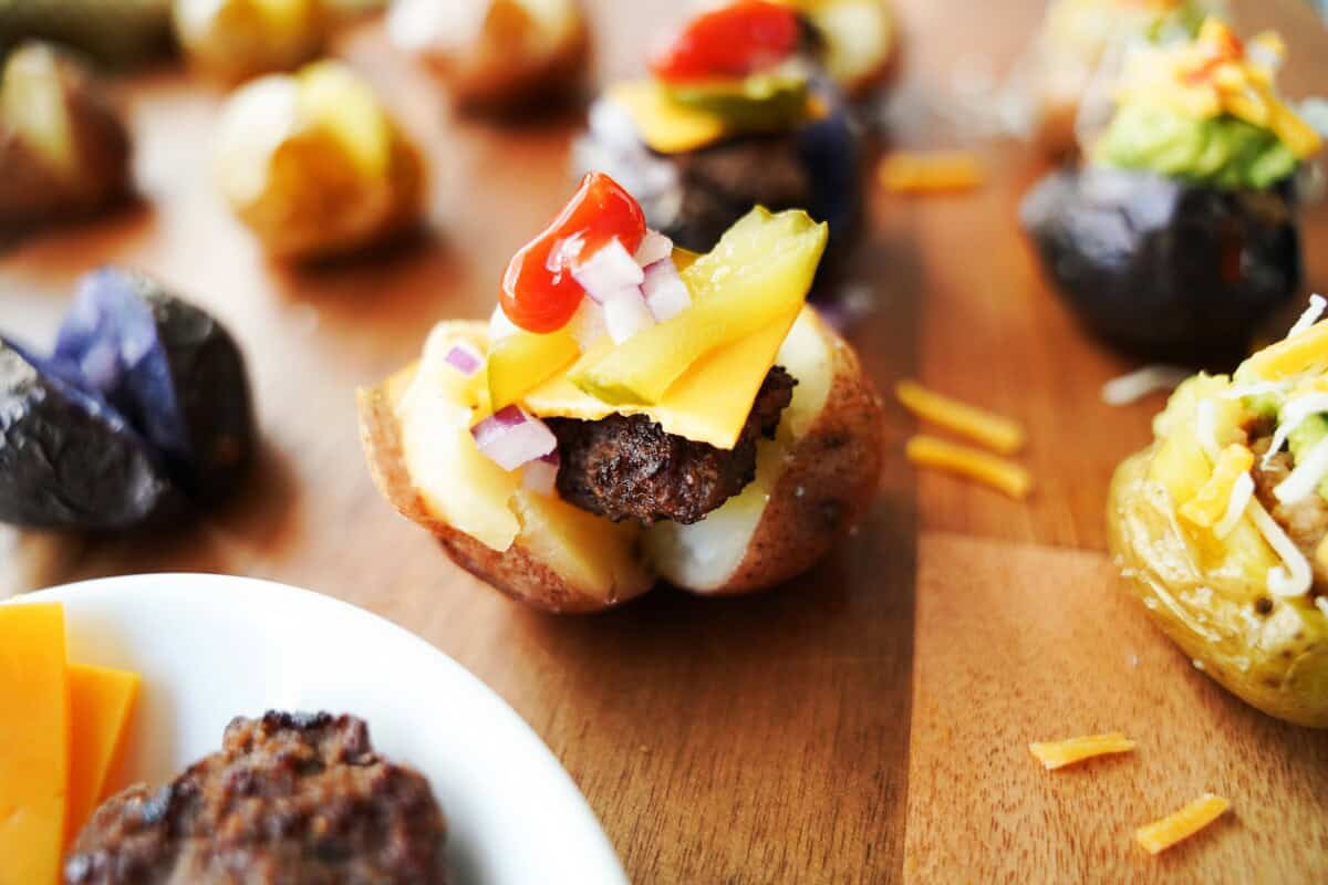 Hamburger mini baked potato