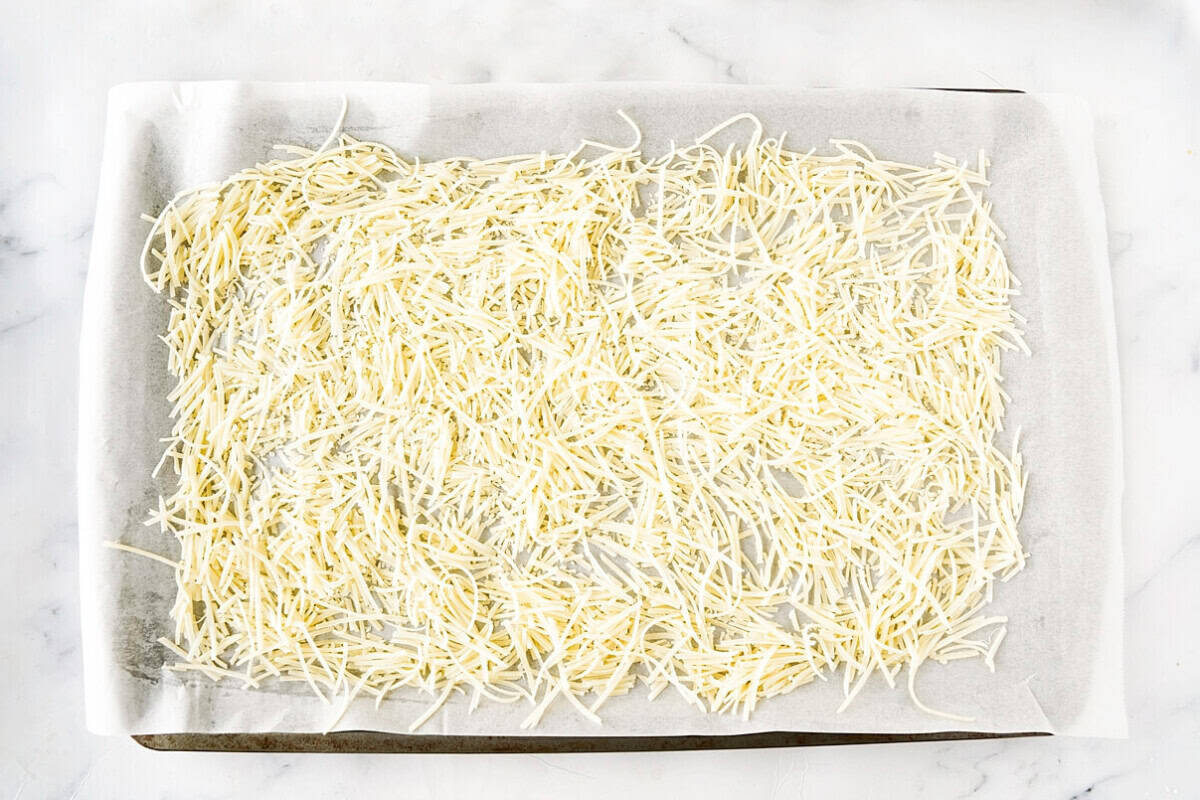 Crispy Onion Chips Cheese Layer