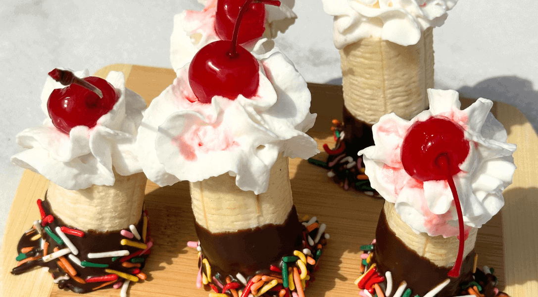 5 Banana Split Bites on wooden board